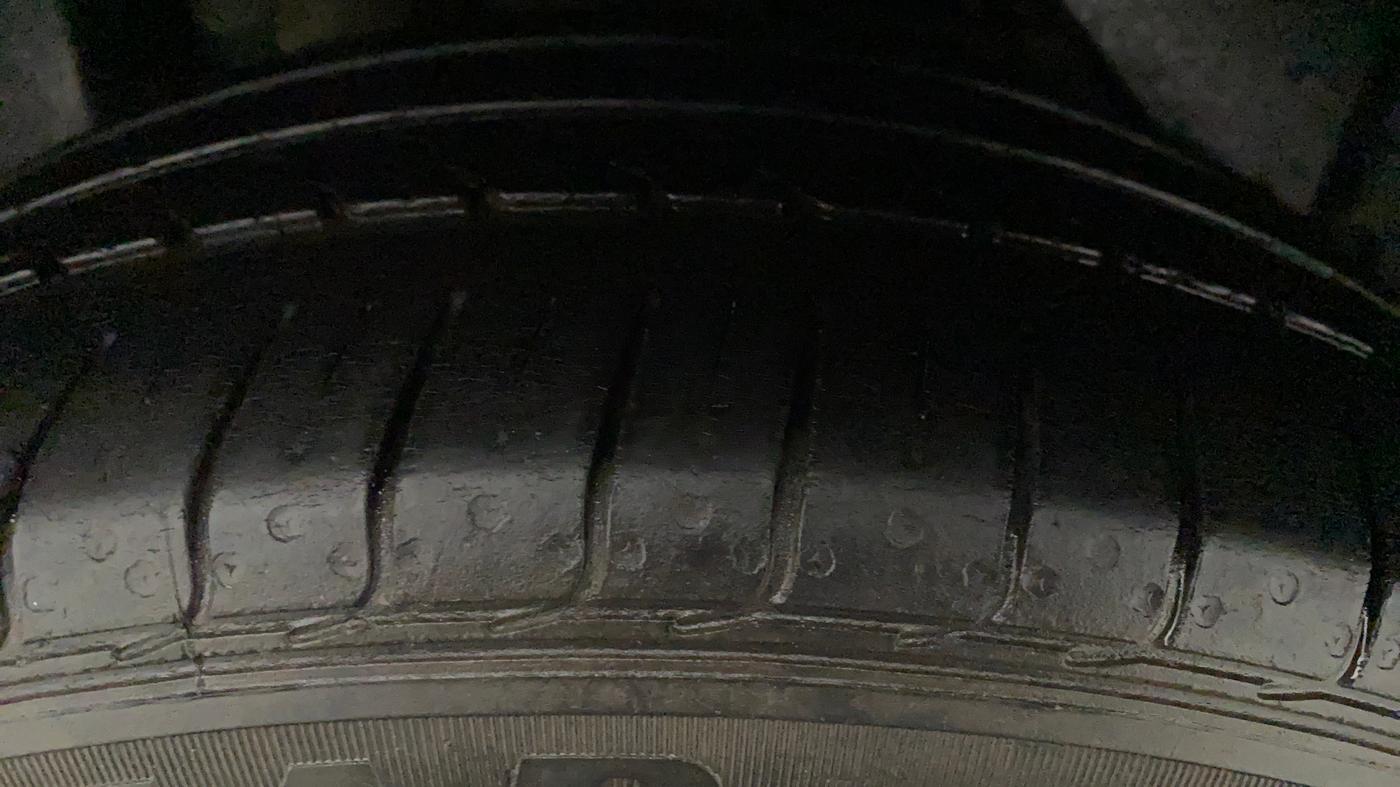 2020 Ford FREESTYLE TITANIUM PLUS 1.5 DIESEL, Diesel, Manual, 39,998 km, Right Front Tyre Tread