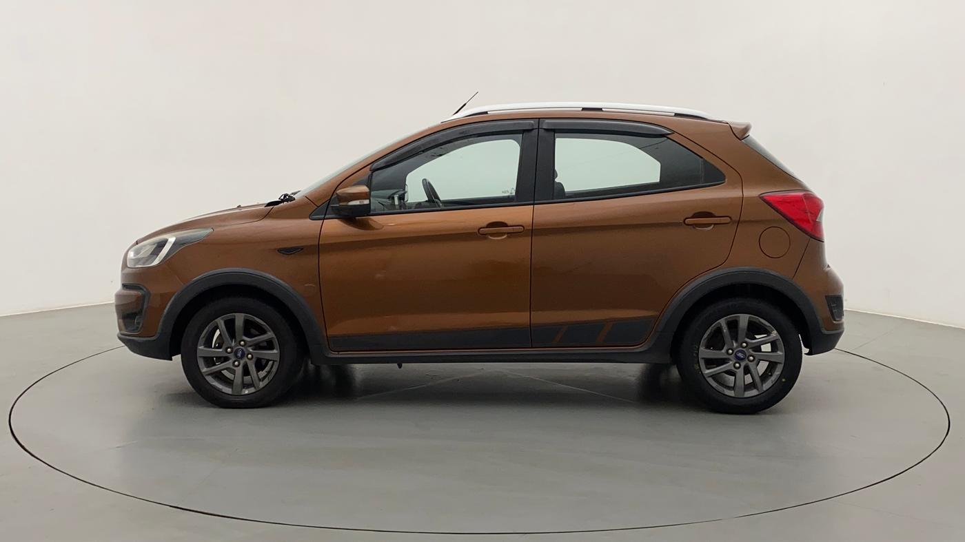 2020 Ford FREESTYLE TITANIUM PLUS 1.5 DIESEL, Diesel, Manual, 39,998 km, Left Side