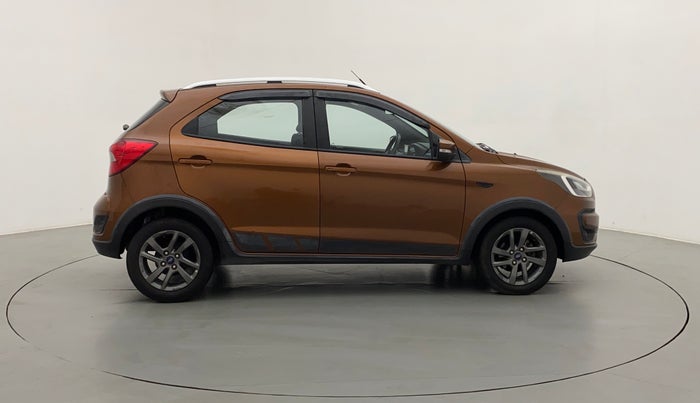 2020 Ford FREESTYLE TITANIUM PLUS 1.5 DIESEL, Diesel, Manual, 39,998 km, Right Side
