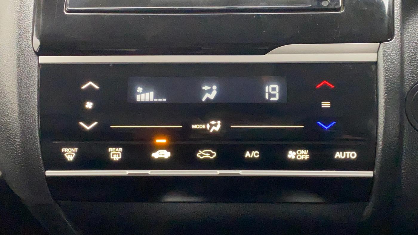 2019 Honda WR-V 1.2 i-VTEC VX MT, Petrol, Manual, 17,512 km, Automatic Climate Control