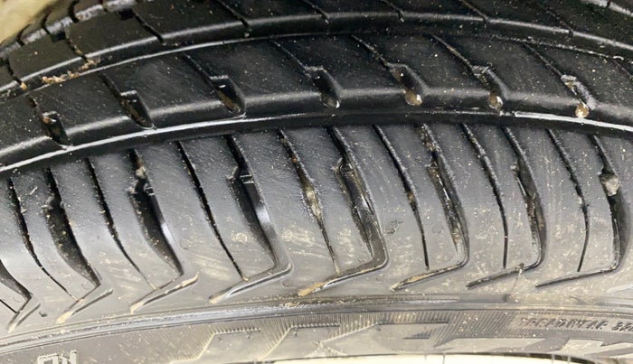 2023 Maruti Alto K10 VXI, Petrol, Manual, 28,199 km, Right Front Tyre Tread