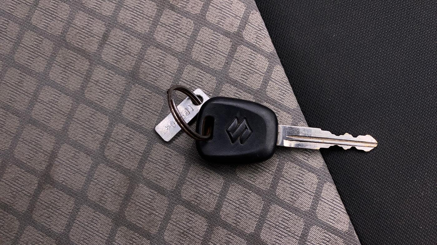 2023 Maruti Alto K10 VXI, Petrol, Manual, 28,199 km, Key Close Up