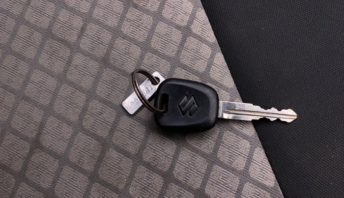 2023 Maruti Alto K10 VXI, Petrol, Manual, 28,199 km, Key Close Up