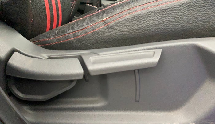 2020 Hyundai GRAND I10 NIOS ASTA AMT 1.2 KAPPA VTVT, Petrol, Automatic, 21,294 km, Driver Side Adjustment Panel