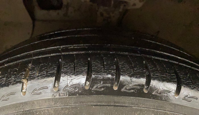 2020 Hyundai GRAND I10 NIOS ASTA AMT 1.2 KAPPA VTVT, Petrol, Automatic, 21,294 km, Left Front Tyre Tread