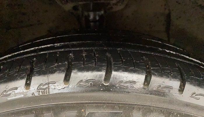 2020 Hyundai GRAND I10 NIOS ASTA AMT 1.2 KAPPA VTVT, Petrol, Automatic, 21,294 km, Right Front Tyre Tread