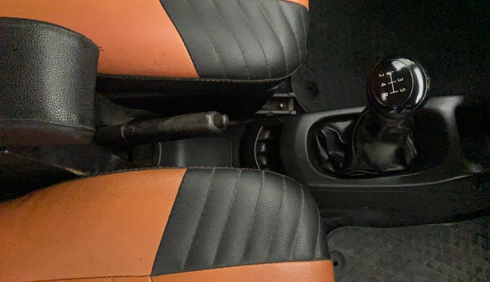 2015 Maruti Wagon R 1.0 LXI CNG, CNG, Manual, 57,643 km, Gear Lever