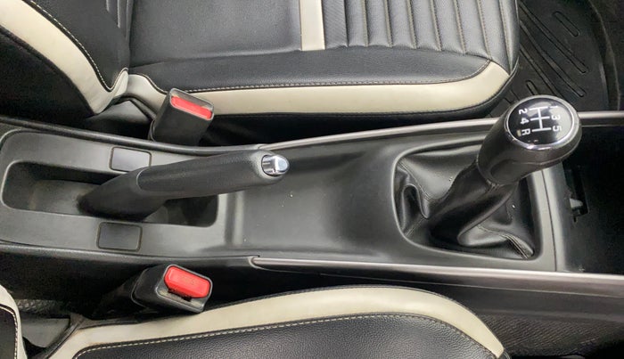 2020 Maruti Baleno DELTA PETROL 1.2, Petrol, Manual, 56,398 km, Gear Lever