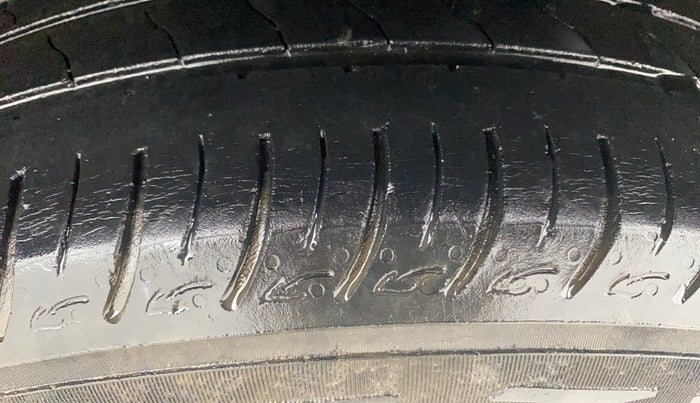 2020 Maruti Baleno DELTA PETROL 1.2, Petrol, Manual, 56,398 km, Left Rear Tyre Tread