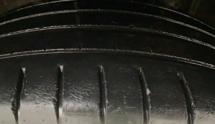 2020 Maruti Baleno ZETA PETROL 1.2, Petrol, Manual, 94,602 km, Left Front Tyre Tread