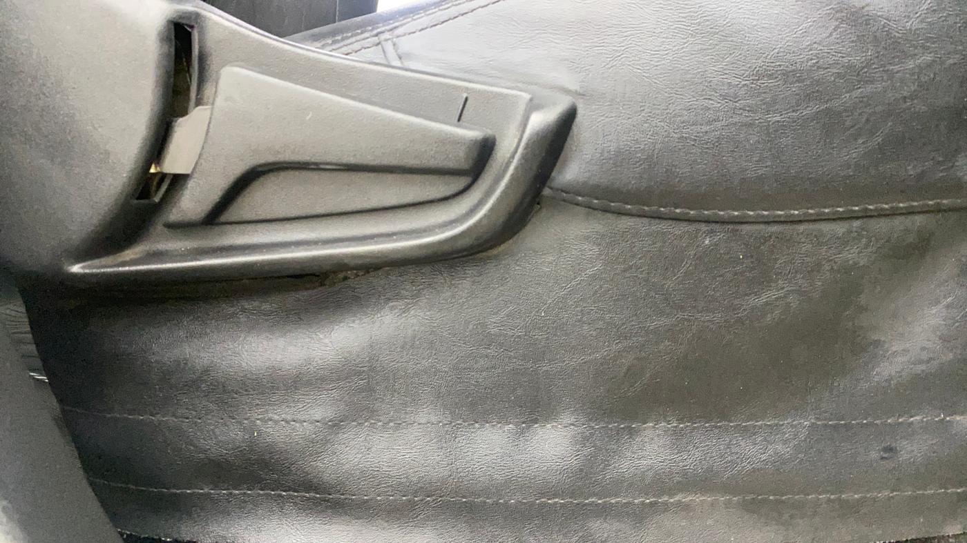 2019 Maruti S PRESSO VXI+, Petrol, Manual, 39,411 km, Driver Side Adjustment Panel