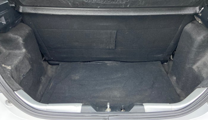 2016 Tata Tiago XZ 1.2 REVOTRON, Petrol, Manual, 16,558 km, Boot Inside