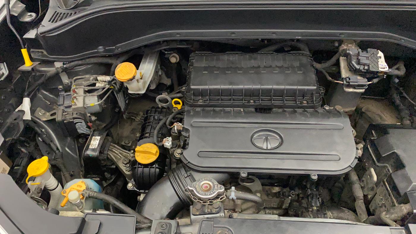 2022 Tata PUNCH ACCOMPLISHED AMT, Petrol, Automatic, 62,649 km, Engine View - Right