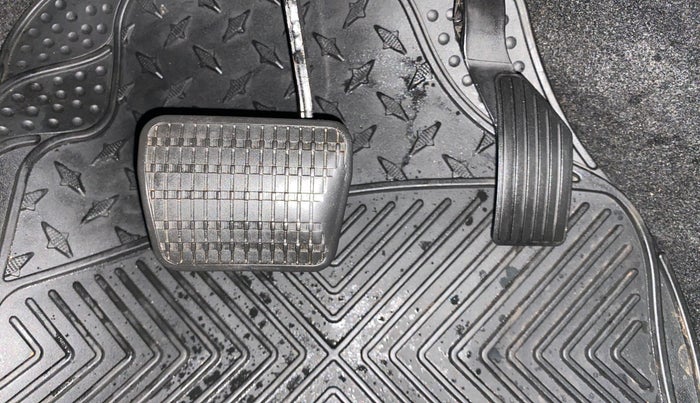 2022 Tata PUNCH ACCOMPLISHED AMT, Petrol, Automatic, 62,619 km, Pedals