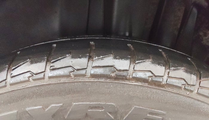 2021 Maruti S Cross ZETA 1.5, Petrol, Manual, 52,139 km, Left Rear Tyre Tread