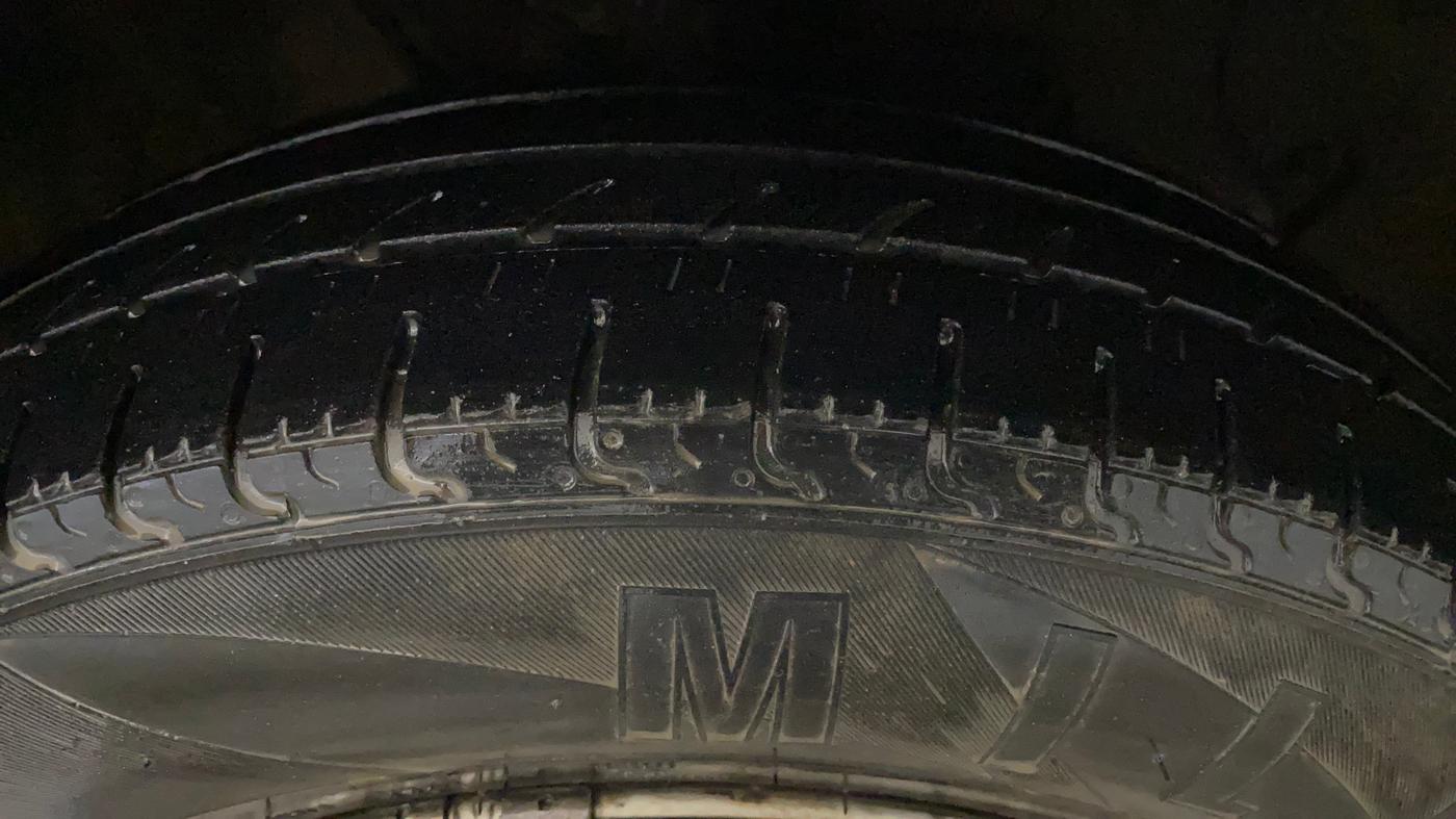 2021 Hyundai NEW SANTRO SPORTZ EXECUTIVE MT CNG, CNG, Manual, 41,793 km, Right Front Tyre Tread