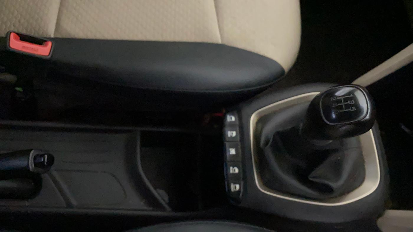 2021 Hyundai NEW SANTRO SPORTZ EXECUTIVE MT CNG, CNG, Manual, 41,793 km, Gear Lever