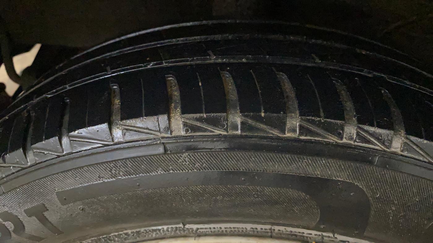 2021 Hyundai NEW SANTRO SPORTZ EXECUTIVE MT CNG, CNG, Manual, 41,793 km, Right Rear Tyre Tread