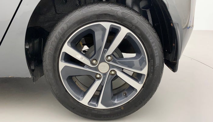 2022 Tata ALTROZ XZA PLUS, Petrol, Automatic, 12,481 km, Left Rear Wheel