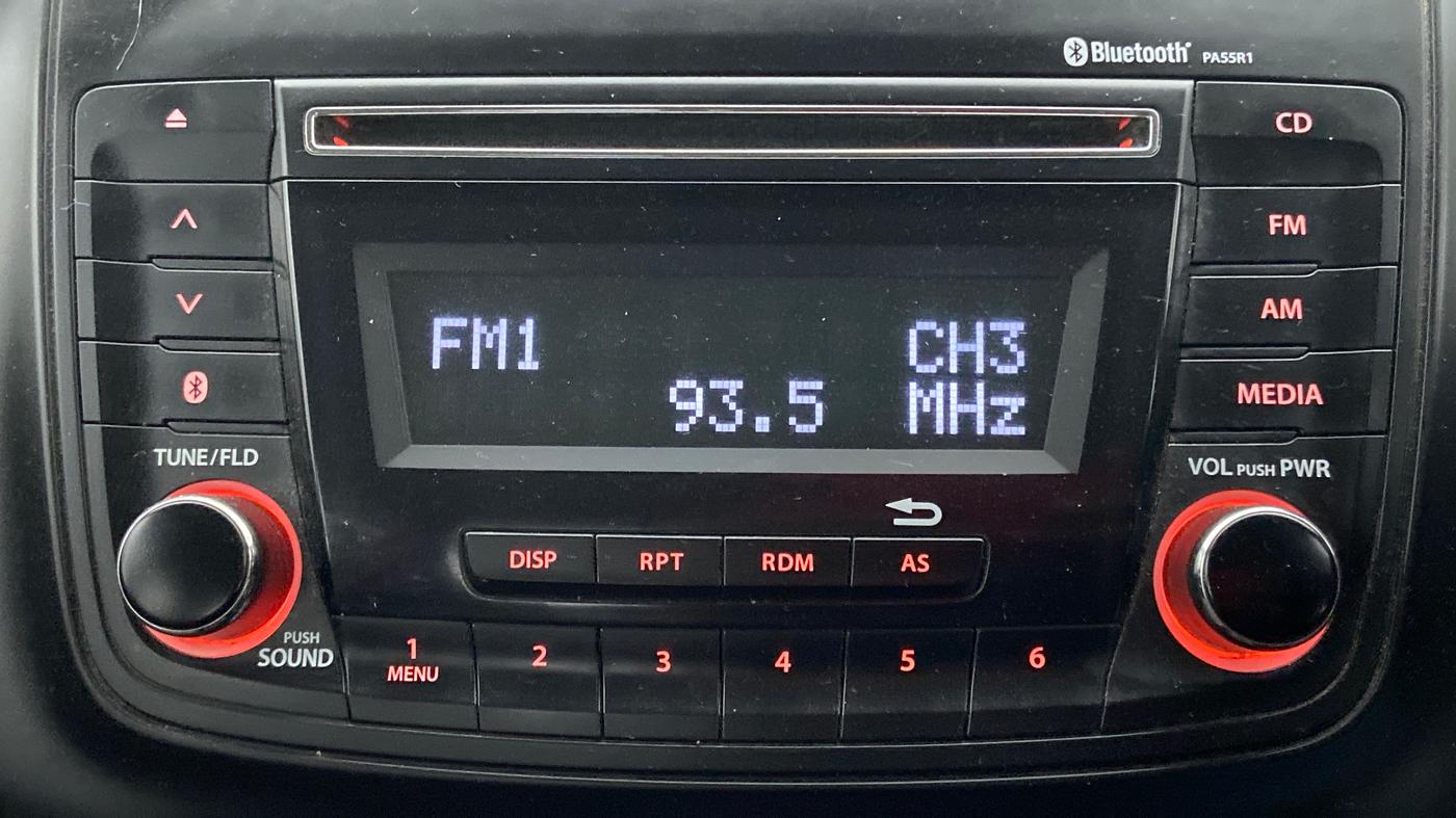 2018 Maruti Swift ZXI AMT, Petrol, Automatic, 35,174 km, Infotainment System