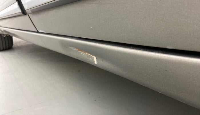 2018 Maruti Swift ZXI AMT, Petrol, Automatic, 35,174 km, Left running board - Slightly dented