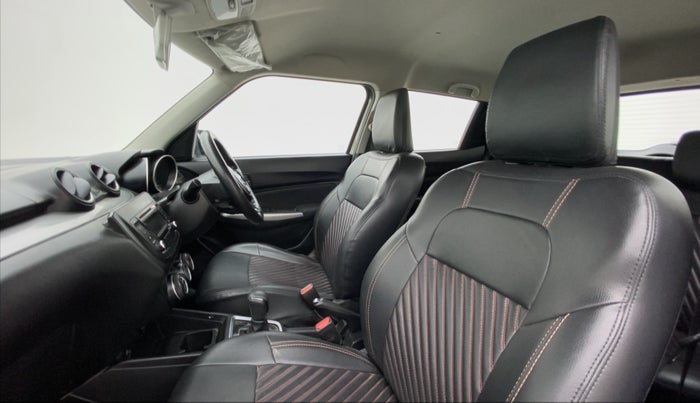 2018 Maruti Swift ZXI AMT, Petrol, Automatic, 35,174 km, Right Side Front Door Cabin