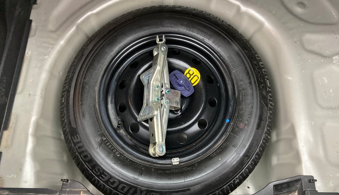 2018 Maruti Swift ZXI AMT, Petrol, Automatic, 35,174 km, Dicky (Boot door) - Jack/Tool not available