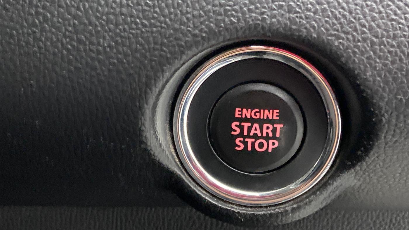2018 Maruti Swift ZXI AMT, Petrol, Automatic, 35,174 km, Keyless Start/ Stop Button