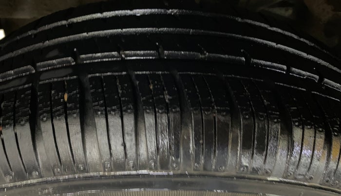 2018 Tata Tiago XZA PETROL, Petrol, Automatic, 27,449 km, Right Rear Tyre Tread