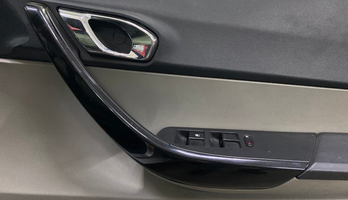 2018 Tata Tiago XZA PETROL, Petrol, Automatic, 27,449 km, Driver Side Door Panels Control