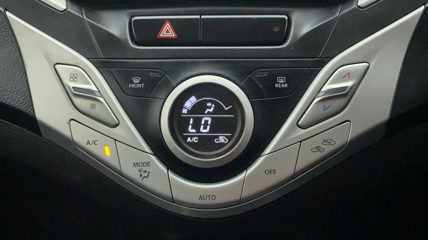 2017 Maruti Baleno DELTA PETROL 1.2, Petrol, Manual, 51,814 km, Automatic Climate Control