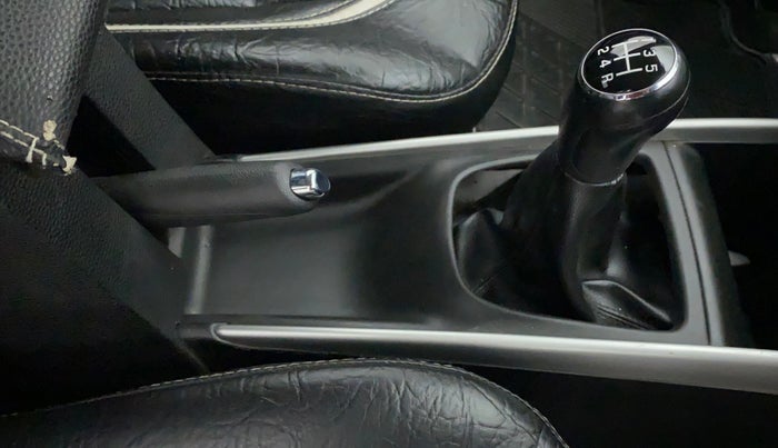 2017 Maruti Baleno DELTA PETROL 1.2, Petrol, Manual, 51,814 km, Gear Lever
