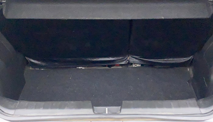 2017 Maruti Baleno DELTA PETROL 1.2, Petrol, Manual, 51,814 km, Boot Inside