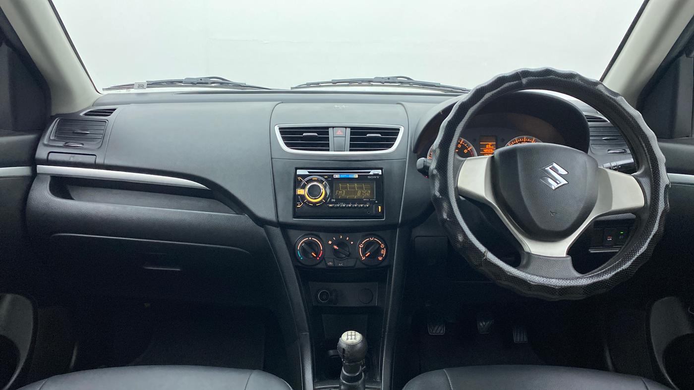 2012 Maruti Swift VXI, Petrol, Manual, 48,509 km, Dashboard