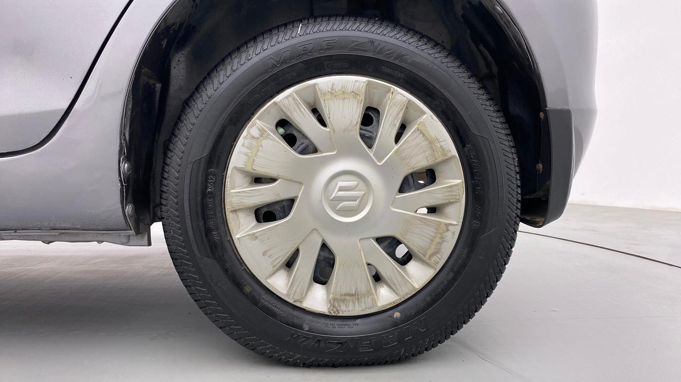 2012 Maruti Swift VXI, Petrol, Manual, 48,509 km, Left Rear Wheel