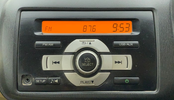 2015 Honda Brio E MT, CNG, Manual, 59,458 km, Infotainment System