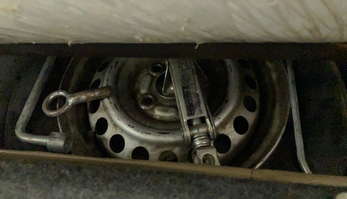 2015 Honda Brio E MT, CNG, Manual, 59,458 km, Spare Tyre