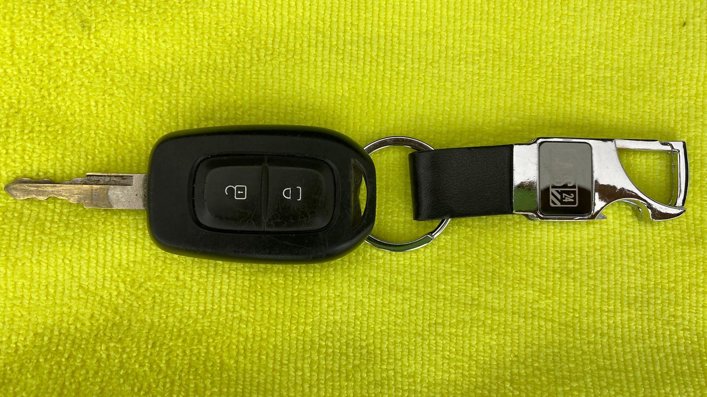 2019 Renault Kwid RXL, Petrol, Manual, 32,089 km, Key Close Up
