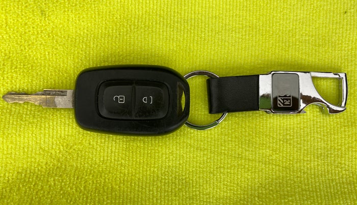 2019 Renault Kwid RXL, Petrol, Manual, 32,089 km, Key Close Up