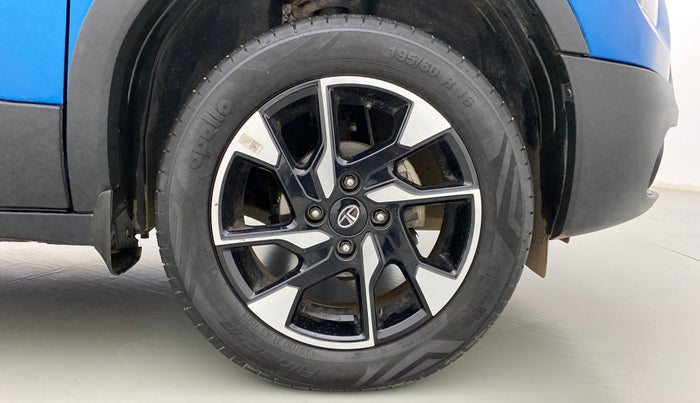 2021 Tata PUNCH CREATIVE  AMT, Petrol, Automatic, 12,600 km, Right Front Wheel