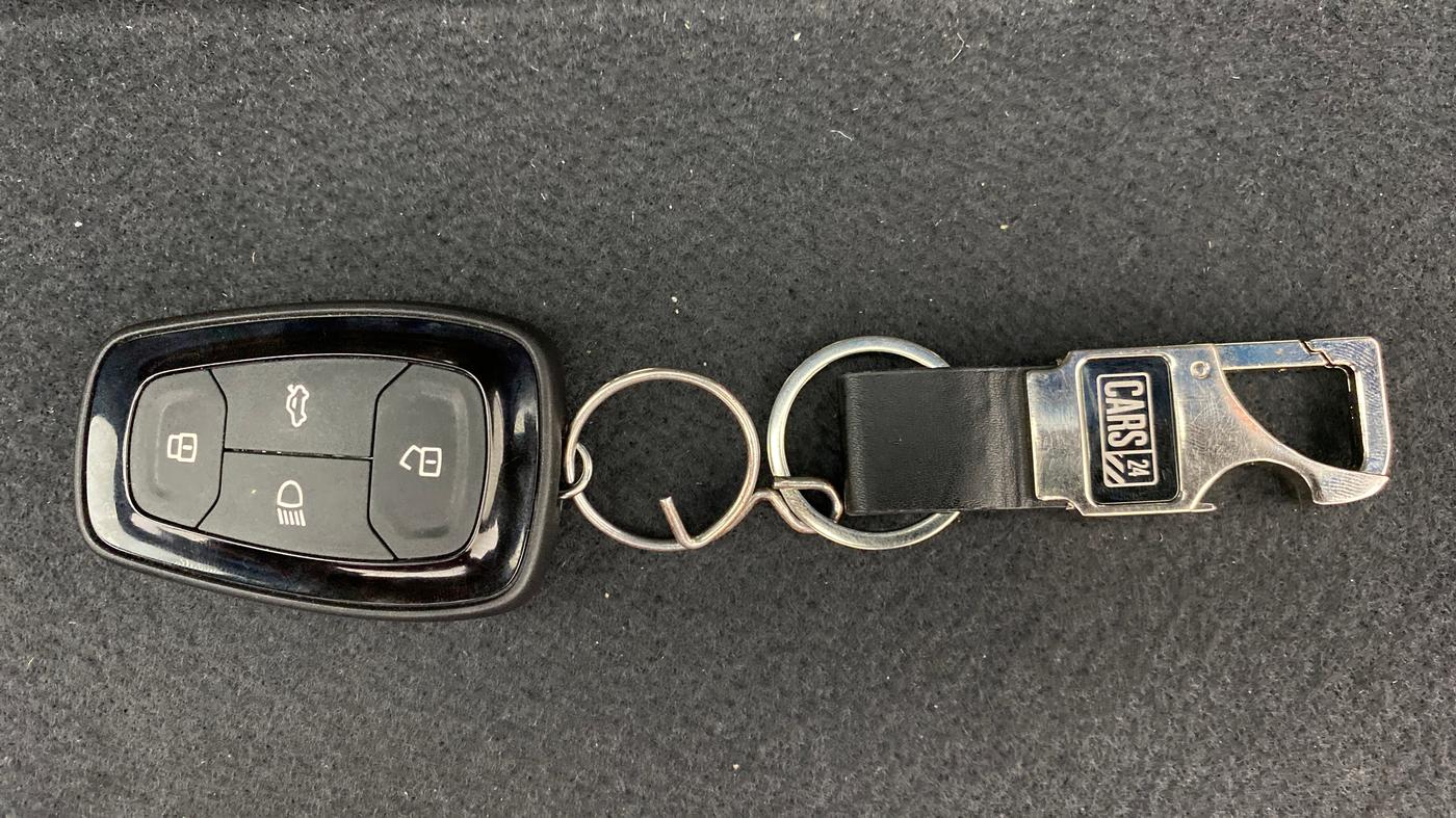 2021 Tata PUNCH CREATIVE  AMT, Petrol, Automatic, 12,600 km, Key Close Up