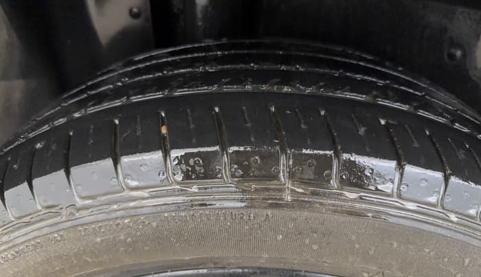 2020 MG HECTOR PLUS SHARP 1.5 PETROL TURBO DCT 6-STR, Petrol, Automatic, 41,662 km, Right Rear Tyre Tread