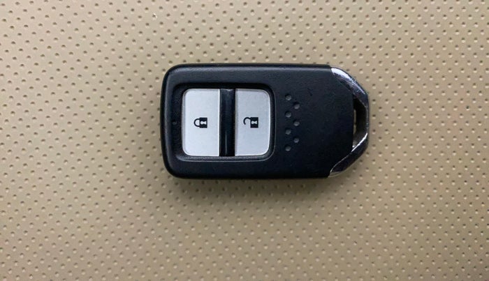 2018 Honda Jazz 1.2L I-VTEC V AT, Petrol, Automatic, 64,906 km, Key Close Up