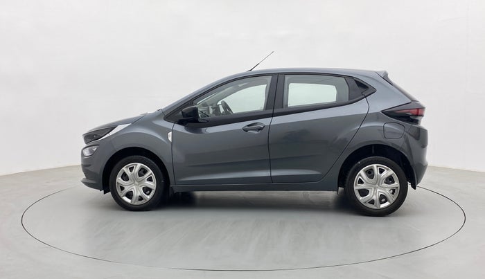 2021 Tata ALTROZ XT 1.2, Petrol, Manual, 15,928 km, Left Side