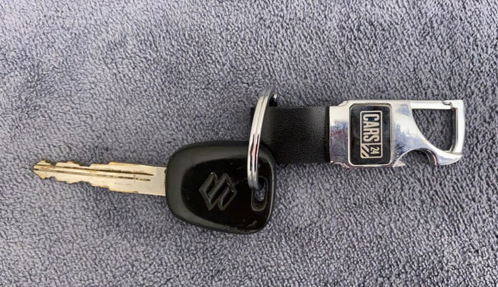 2015 Maruti Celerio VXI, Petrol, Manual, 60,841 km, Key Close Up