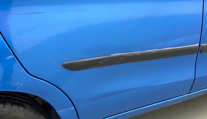 2015 Maruti Celerio VXI, Petrol, Manual, 60,841 km, Right rear door - Minor scratches