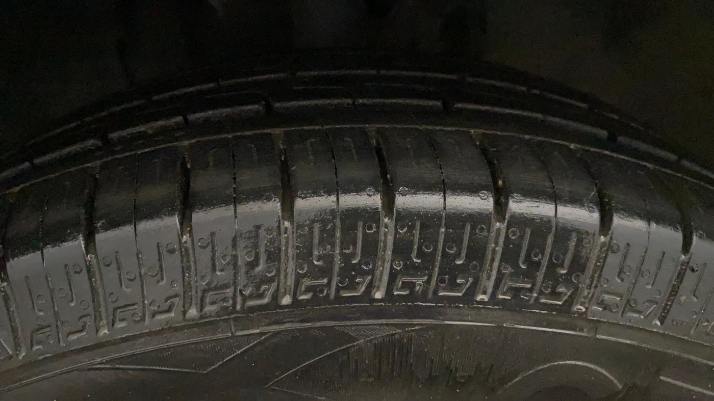 2022 Tata Tiago XT CNG, CNG, Manual, 66,008 km, Right Front Tyre Tread