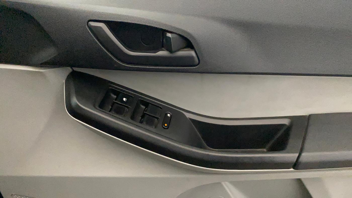 2022 Tata Tiago XT CNG, CNG, Manual, 66,008 km, Driver Side Door Panels Control
