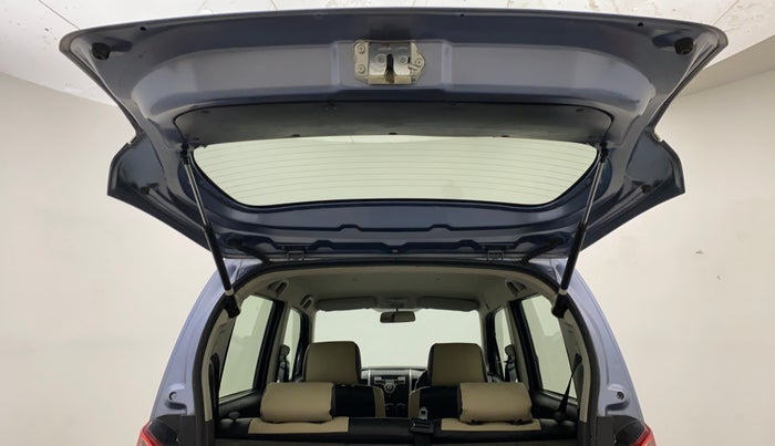 2011 Maruti Wagon R 1.0 VXI, Petrol, Manual, 18,112 km, Boot Door Open