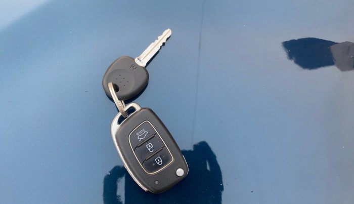 2023 Hyundai GRAND I10 NIOS SPORTZ 1.2 KAPPA VTVT CNG, CNG, Manual, 67,739 km, Key Close Up